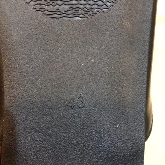 Trendy Black Slip On Flat Mules w/ Gold Hardware-EU Size 43/US Size 10 - Picture 8 of 9